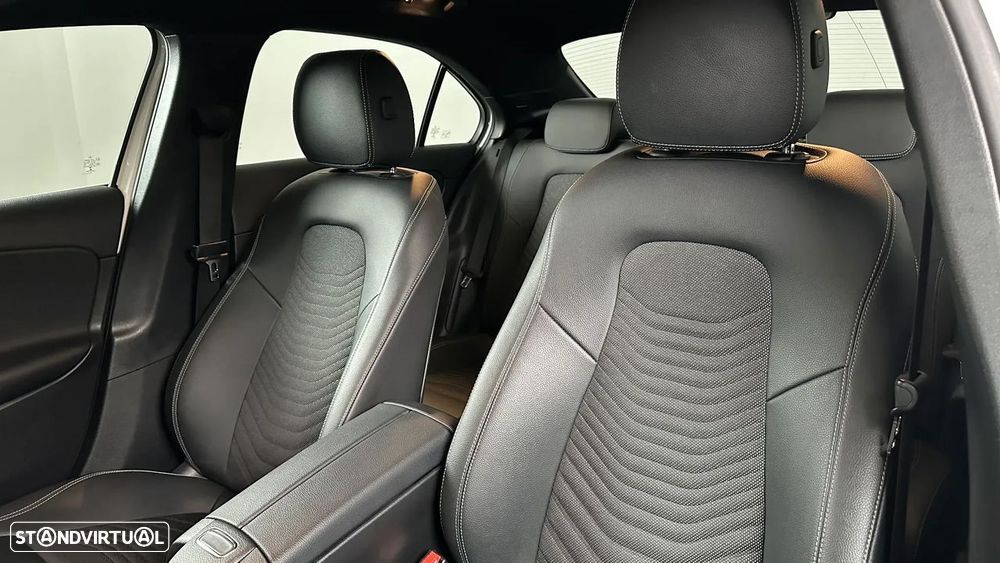 Mercedes-Benz CLA 180 d Progressive - 17