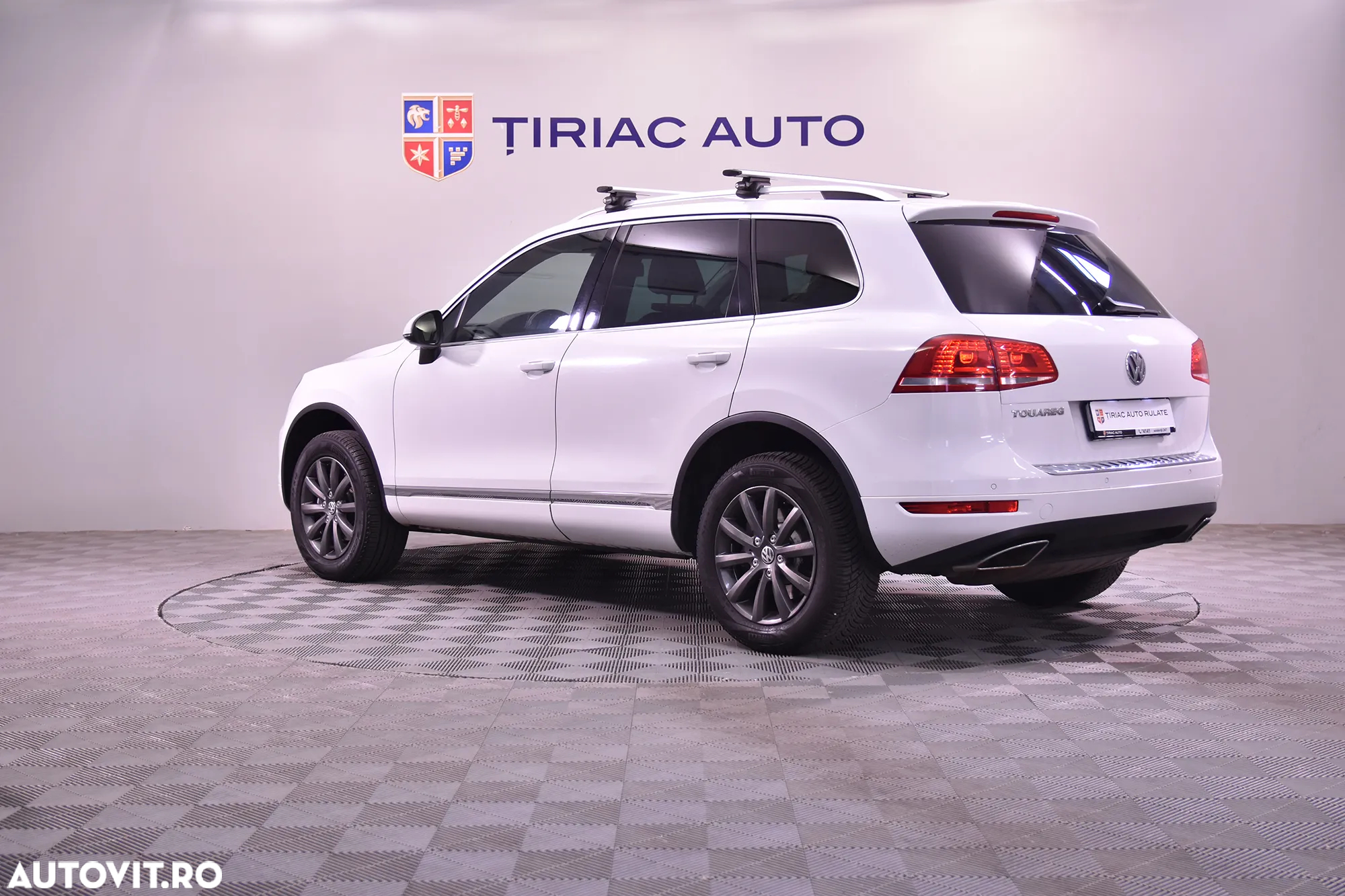 Volkswagen Touareg - 3