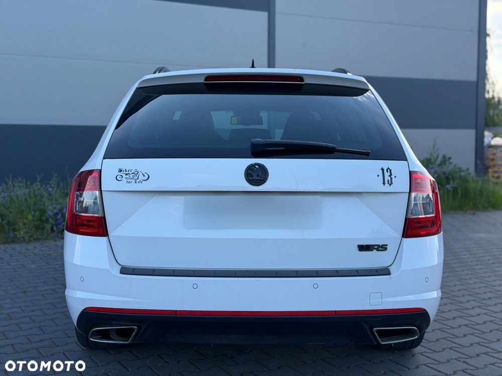 Skoda Octavia 2.0 TDI RS - 10
