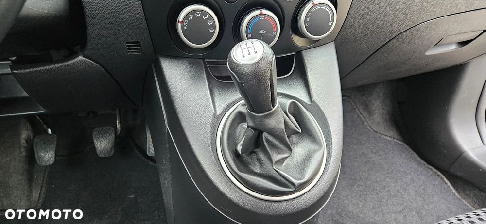 Mazda 2 - 17