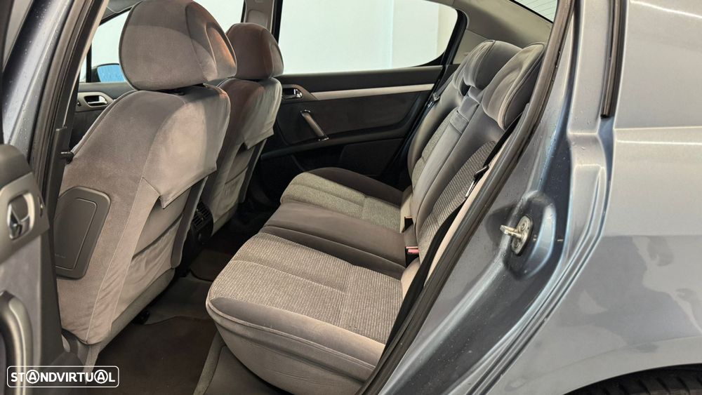 Peugeot 407 2.0 HDi Executive - 10