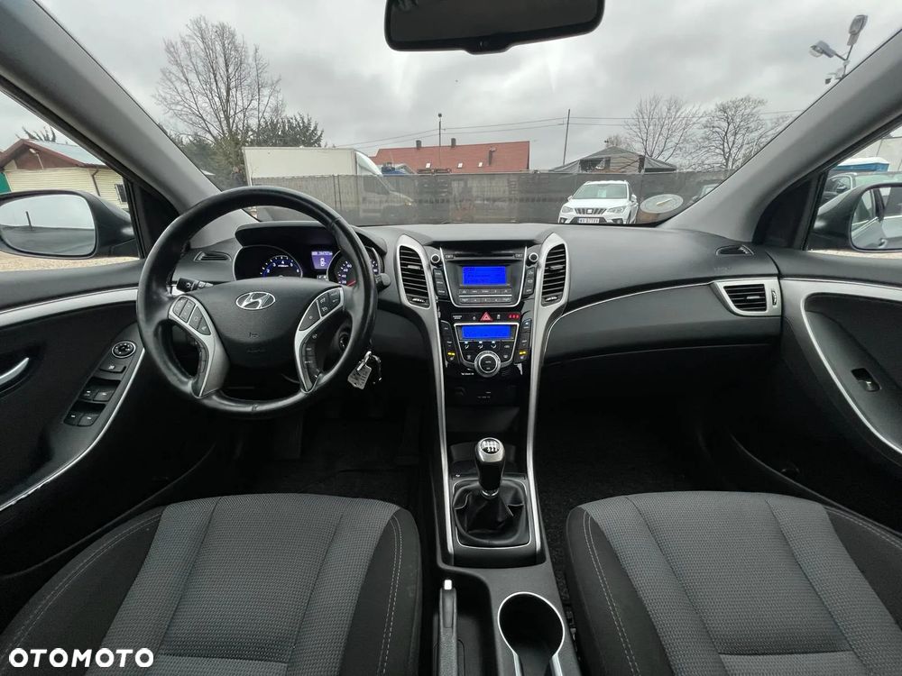 Hyundai i30 blue 1.6 GDI Trend - 20