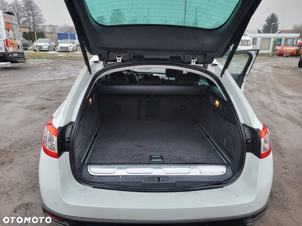 Peugeot 508 RXH Hybrid - 27