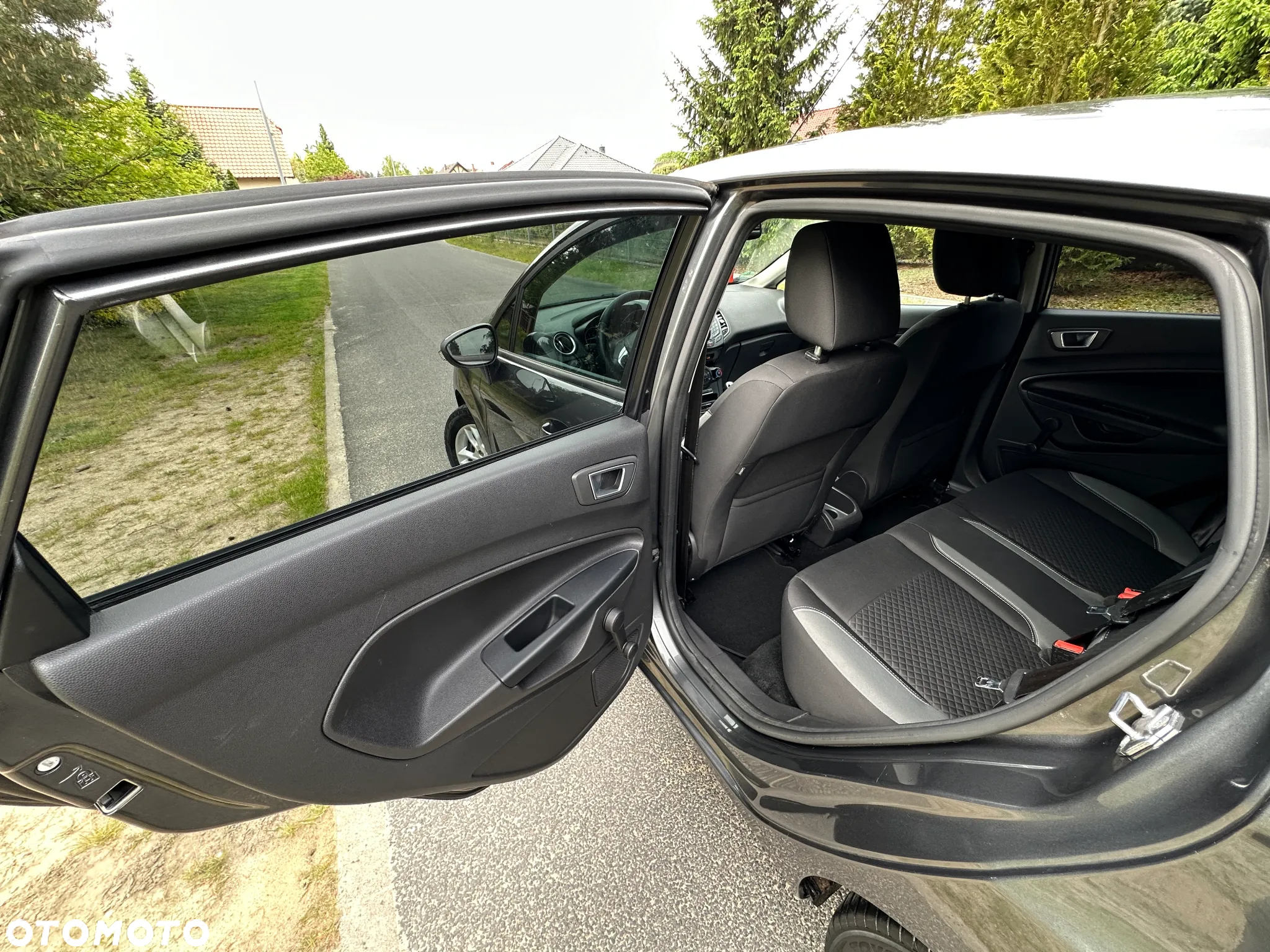 Ford Fiesta - 21