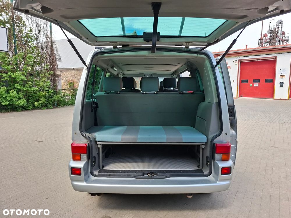 Volkswagen Multivan - 20