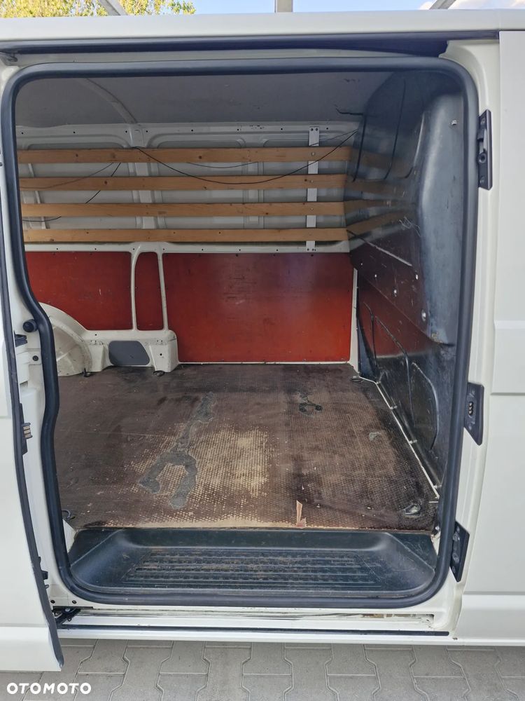 Volkswagen Transporter - 34