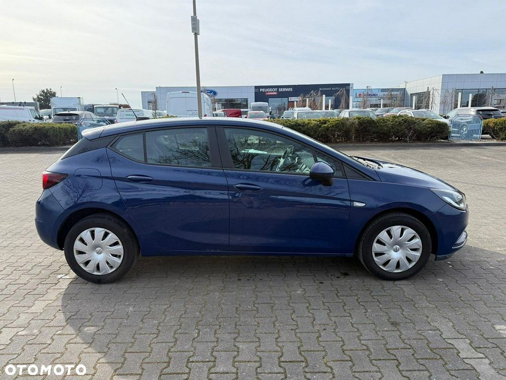 Opel Astra - 8