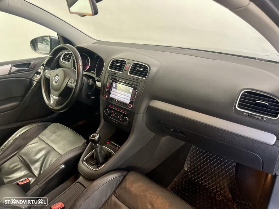 VW Golf 1.6 TDi Highline - 19