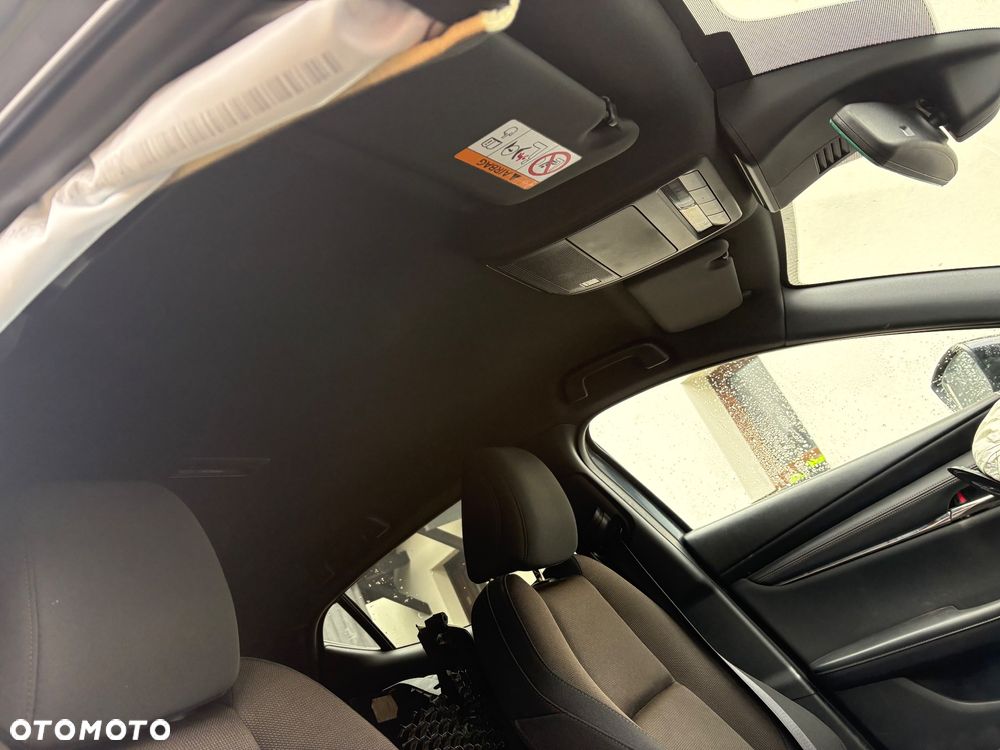 Mazda 3 e-SKYACTIV-G 2.0 M HYBRID SELECTION - 15