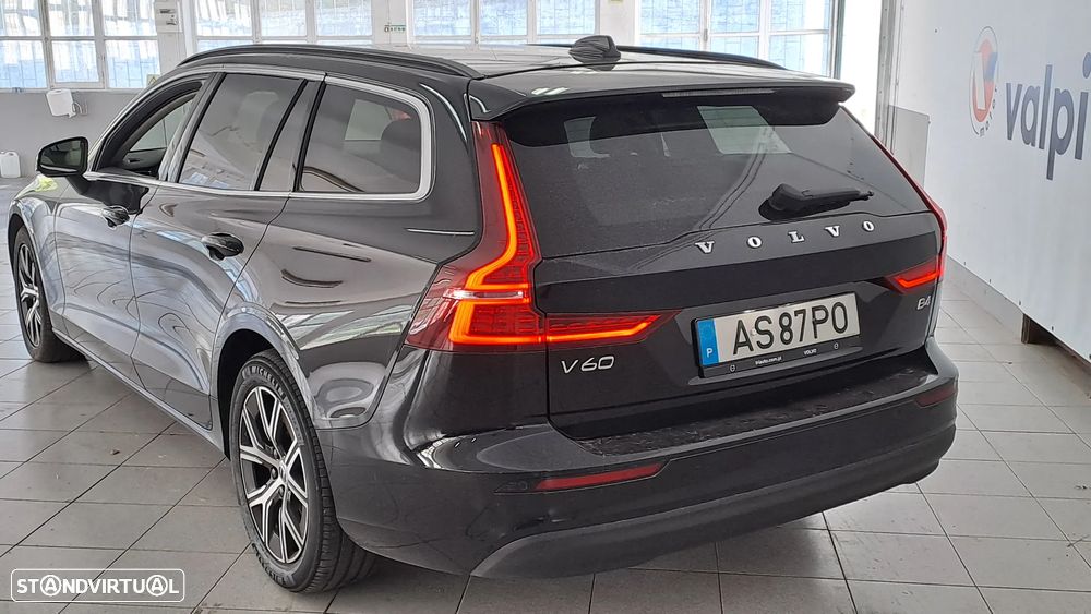 Volvo V60 2.0 B4 Momentum Plus Geartronic - 9
