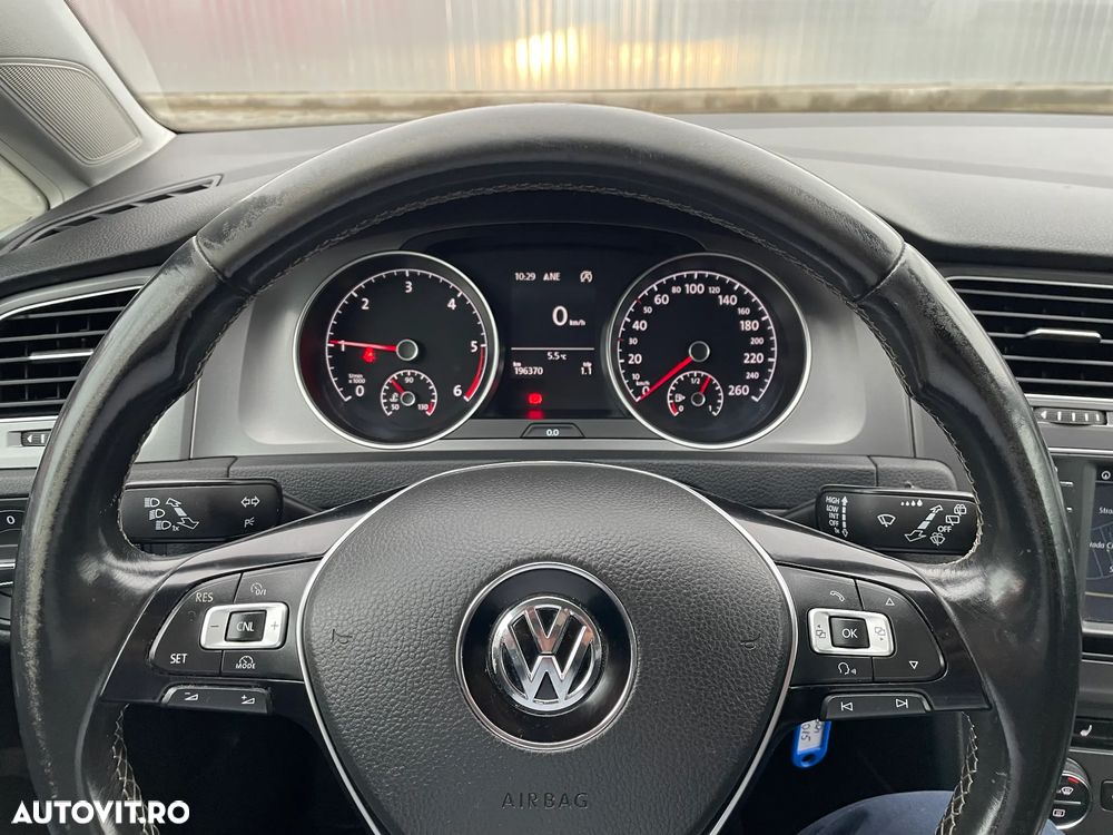 Volkswagen Golf 1.6 TDI BlueMotion Technology Lounge - 10