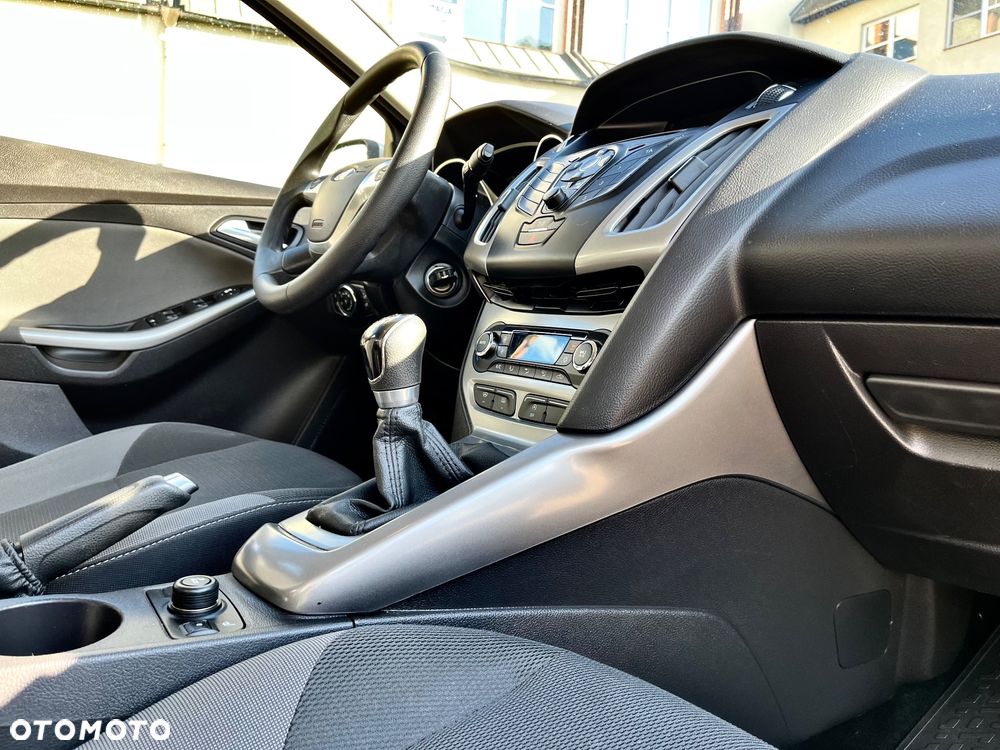 Ford Focus 1.0 EcoBoost STart-Stopp-System TITANIUM - 22