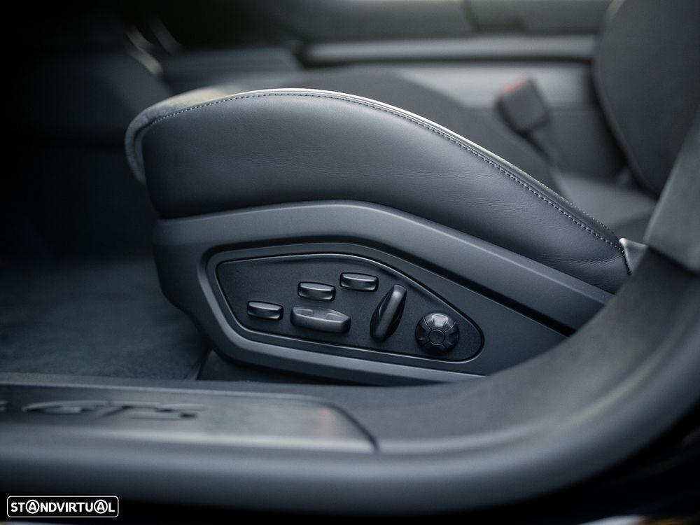 Porsche Taycan Sport Turismo GTS - 33