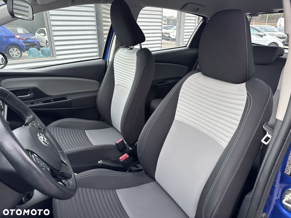 Toyota Yaris - 13
