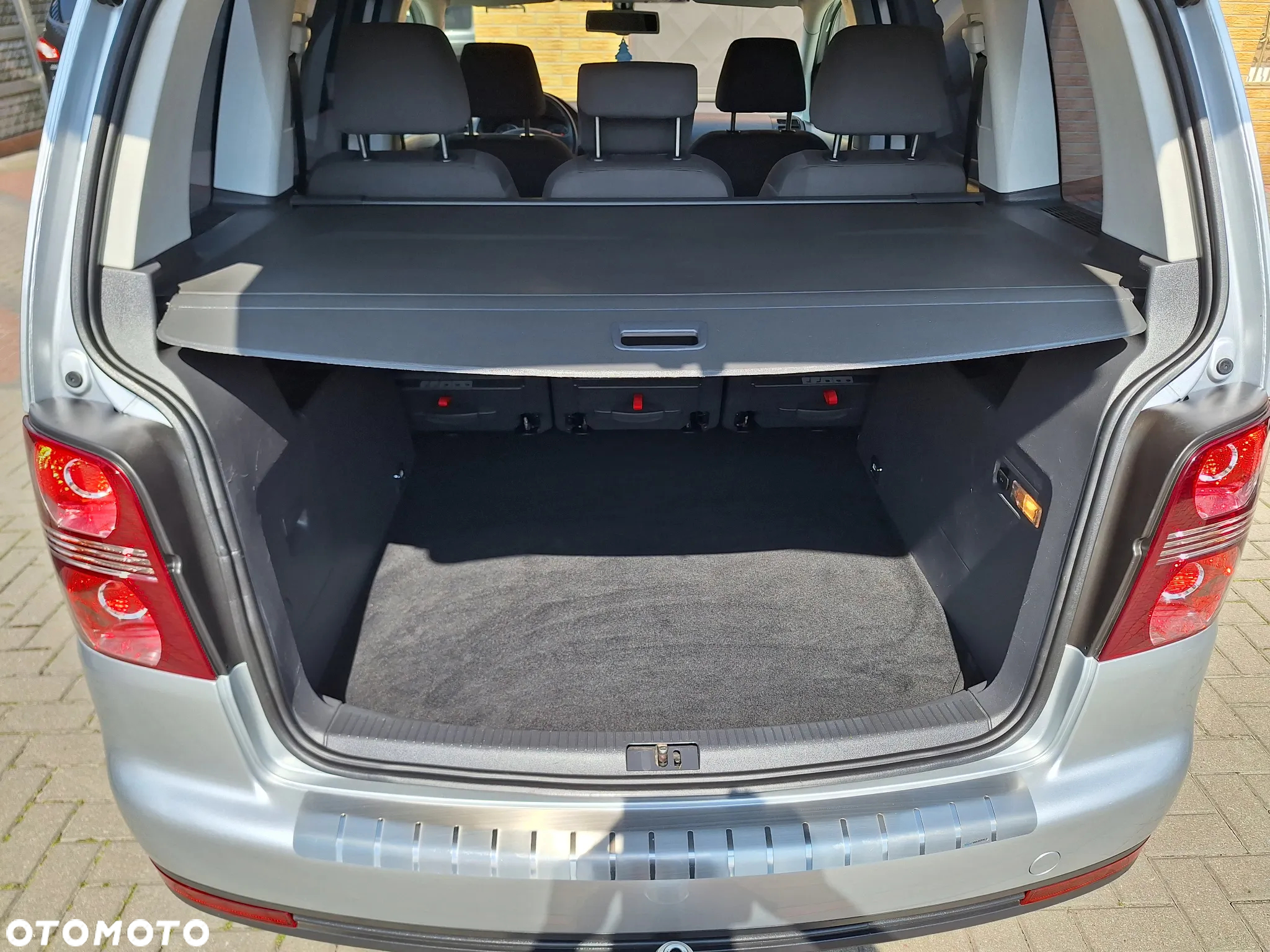Volkswagen Touran 1.9 TDI Freestyle - 22