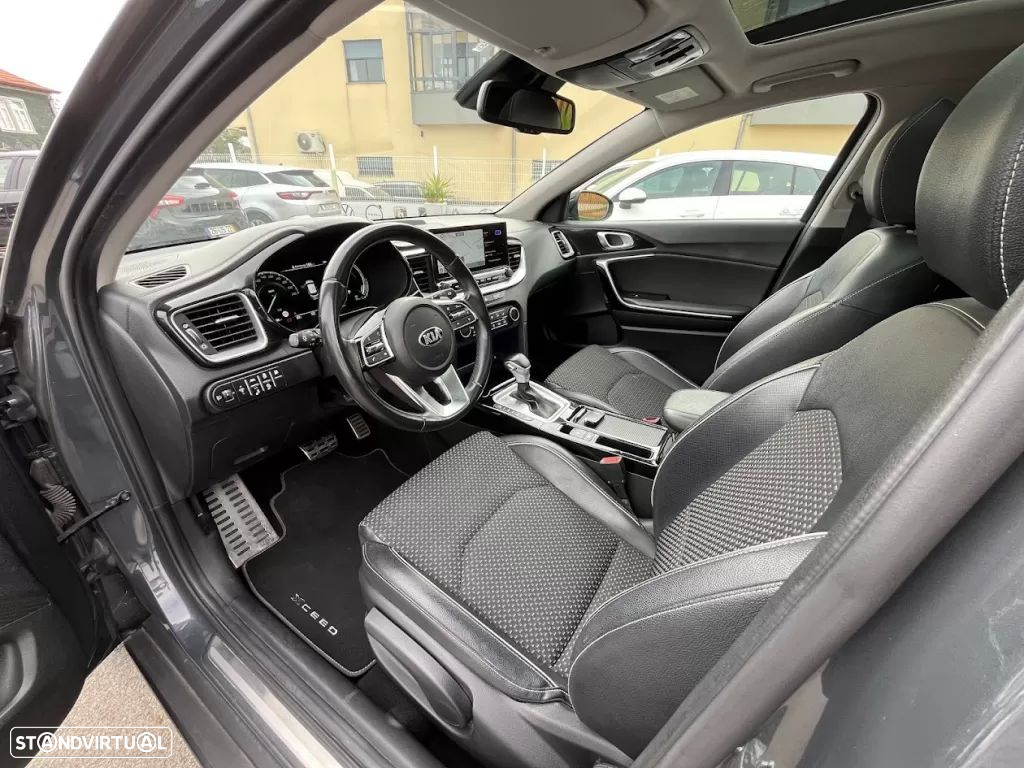 Kia XCeed 1.6 GDi PHEV Drive - 30