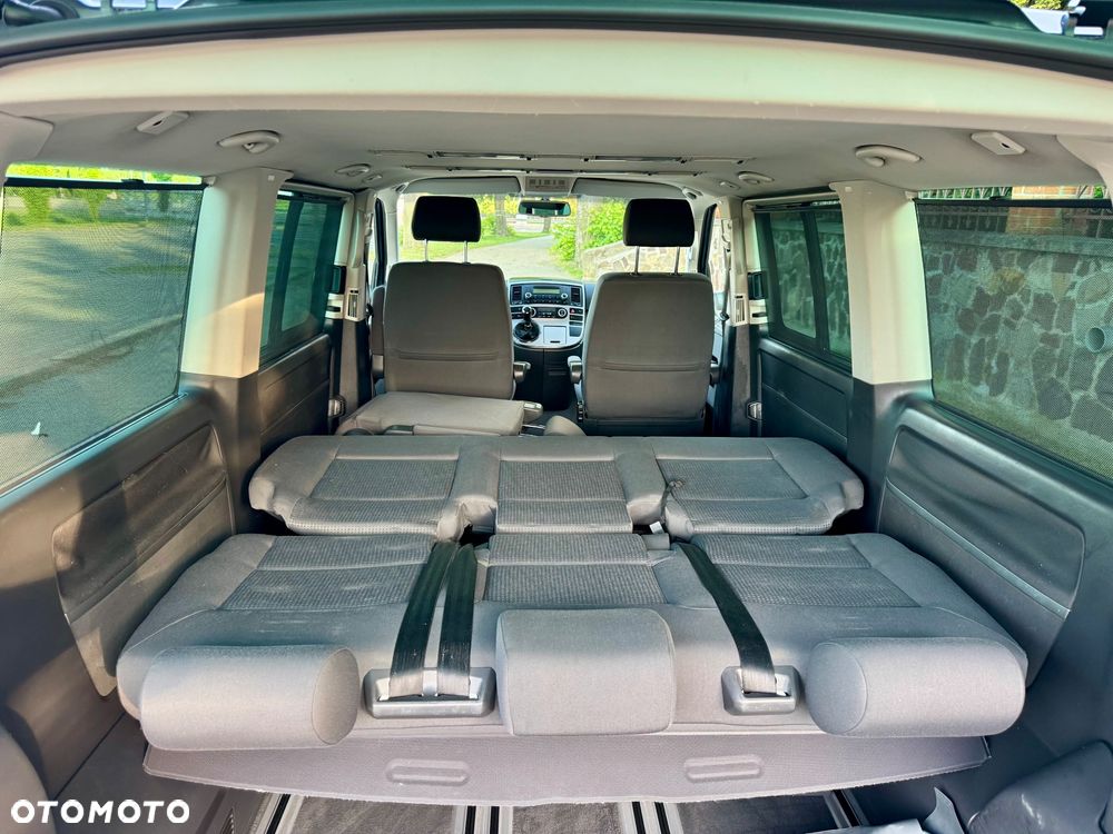 Volkswagen Multivan - 22
