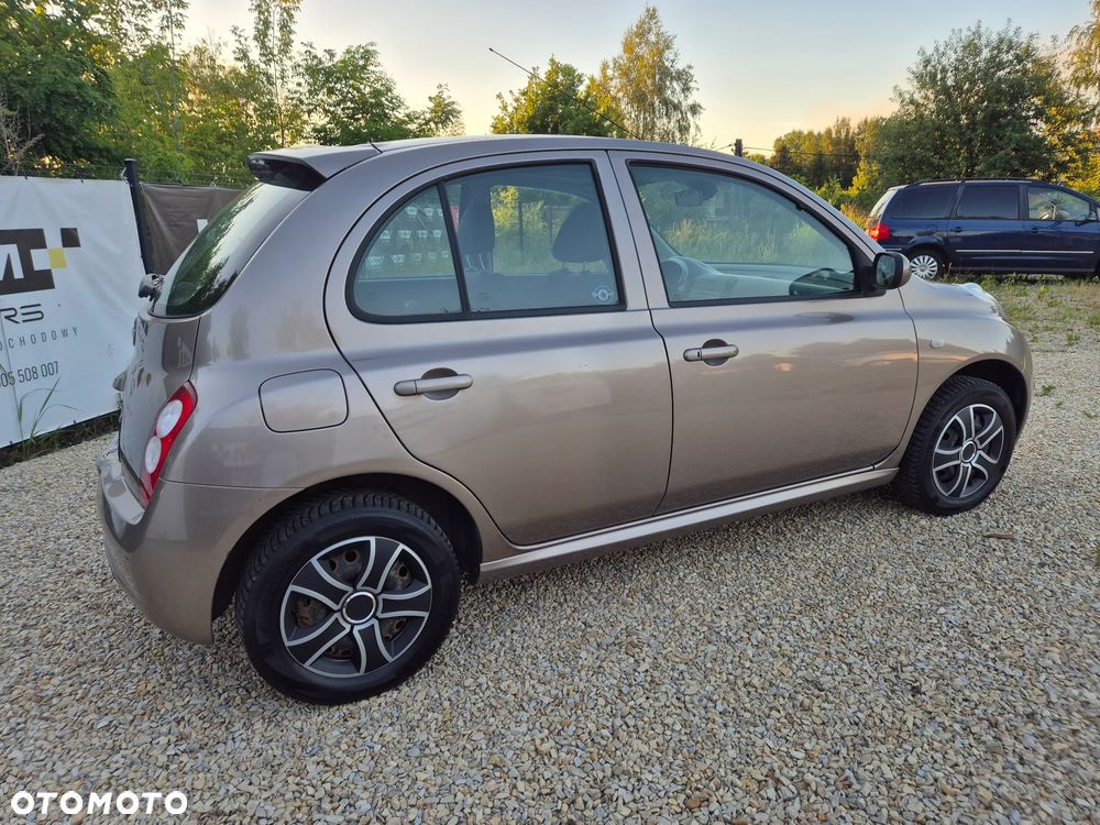 Nissan Micra - 11