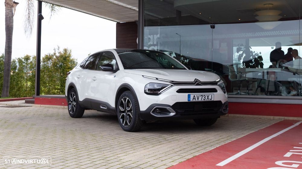Citroën e-C4 X 50 kWh Shine - 2