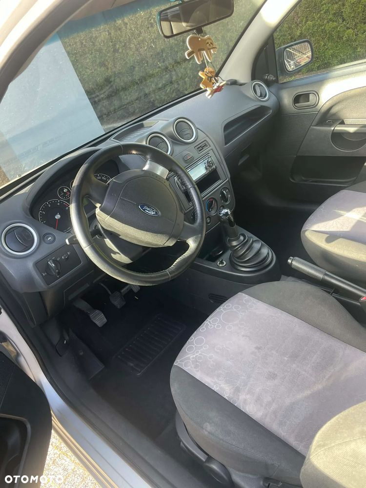 Ford Fiesta 1.6 TDCI Fun - 6