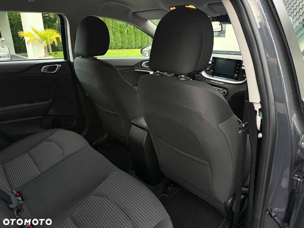 Kia Ceed 1.0 T-GDI 100 OPF Vision - 28
