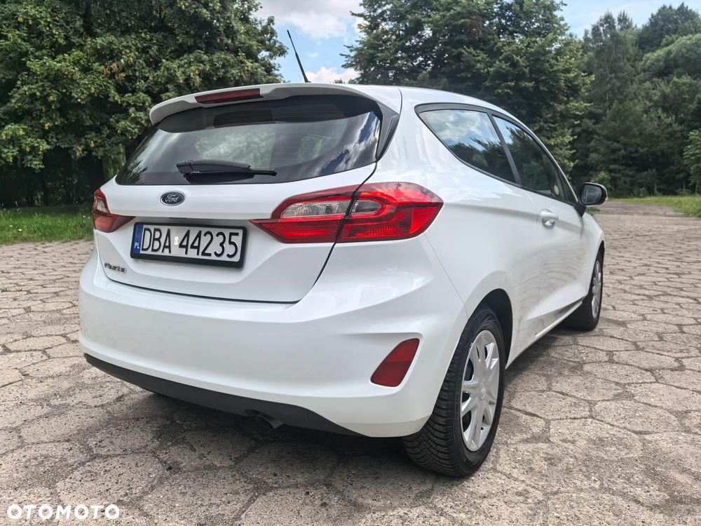 Ford Fiesta - 24