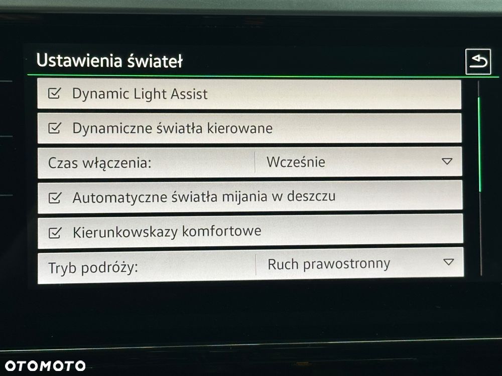 Volkswagen Arteon 2.0 TDI SCR 4Motion DSG R-Line - 29