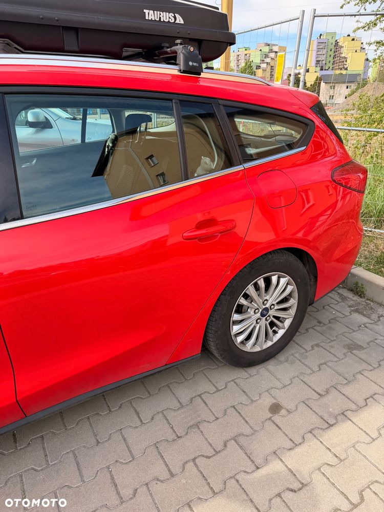 Ford Focus 2.0 EcoBlue Titanium - 6