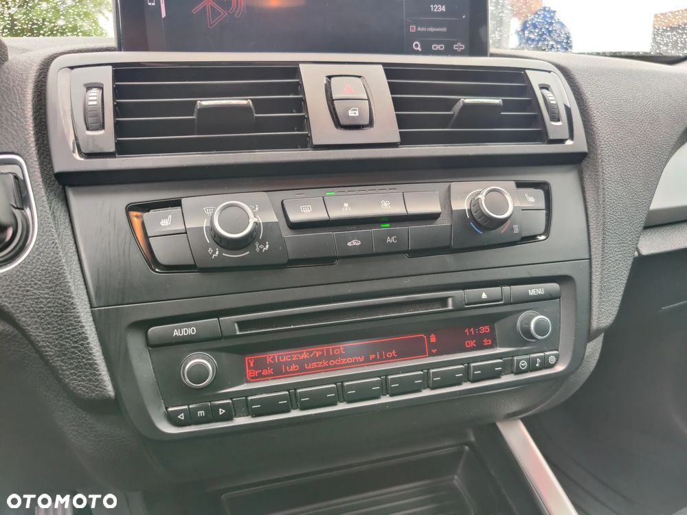BMW Seria 1 116i - 19