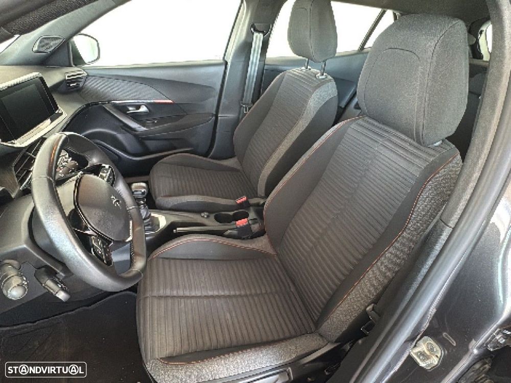 Peugeot 2008 1.2 PureTech Active Pack - 9