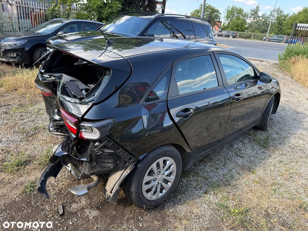 Kia Ceed 1.4 M - 8