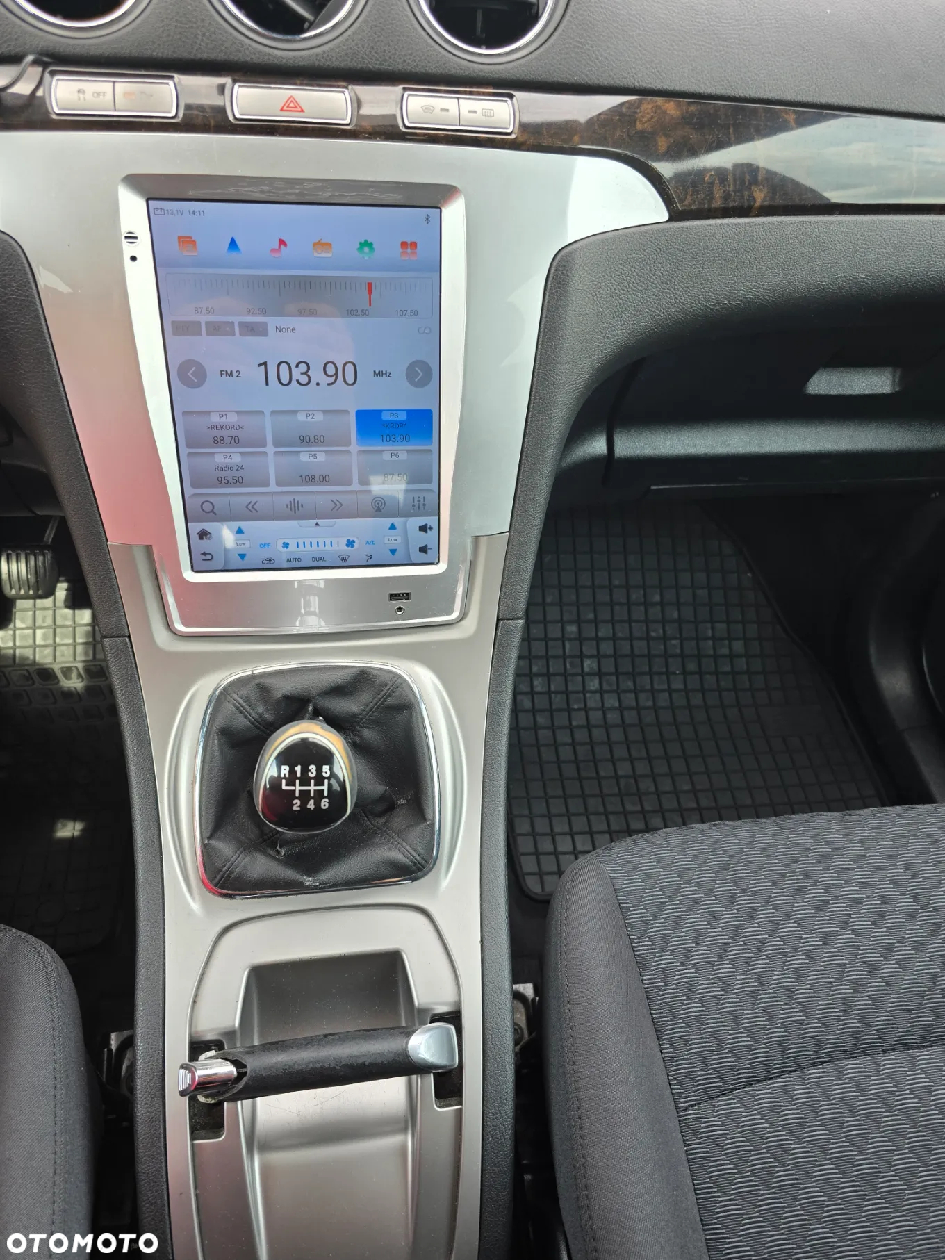Ford Galaxy 2.0 TDCi Ghia - 7
