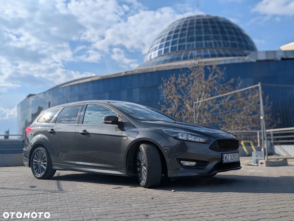 Ford Focus 1.5 TDCi Trend PowerShift - 1