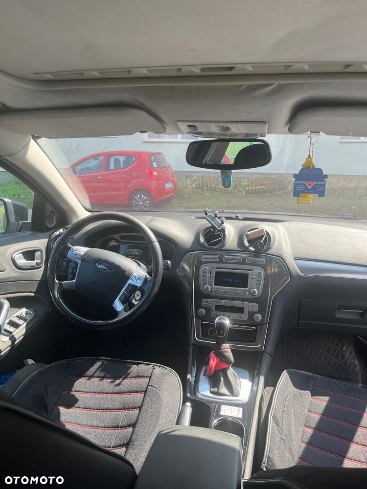 Ford Mondeo 2.0 TDCi Ghia - 2