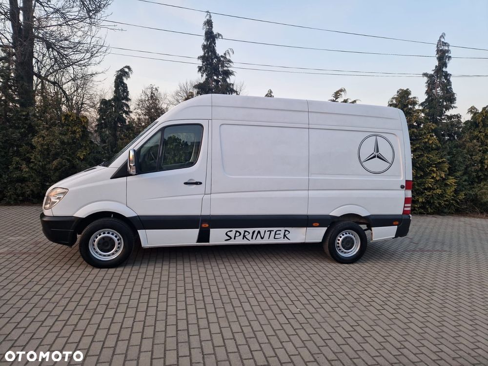 Mercedes-Benz Sprinter - 5