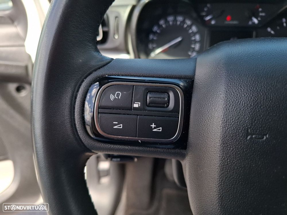 Citroën C3 1.2 PureTech Shine - 16