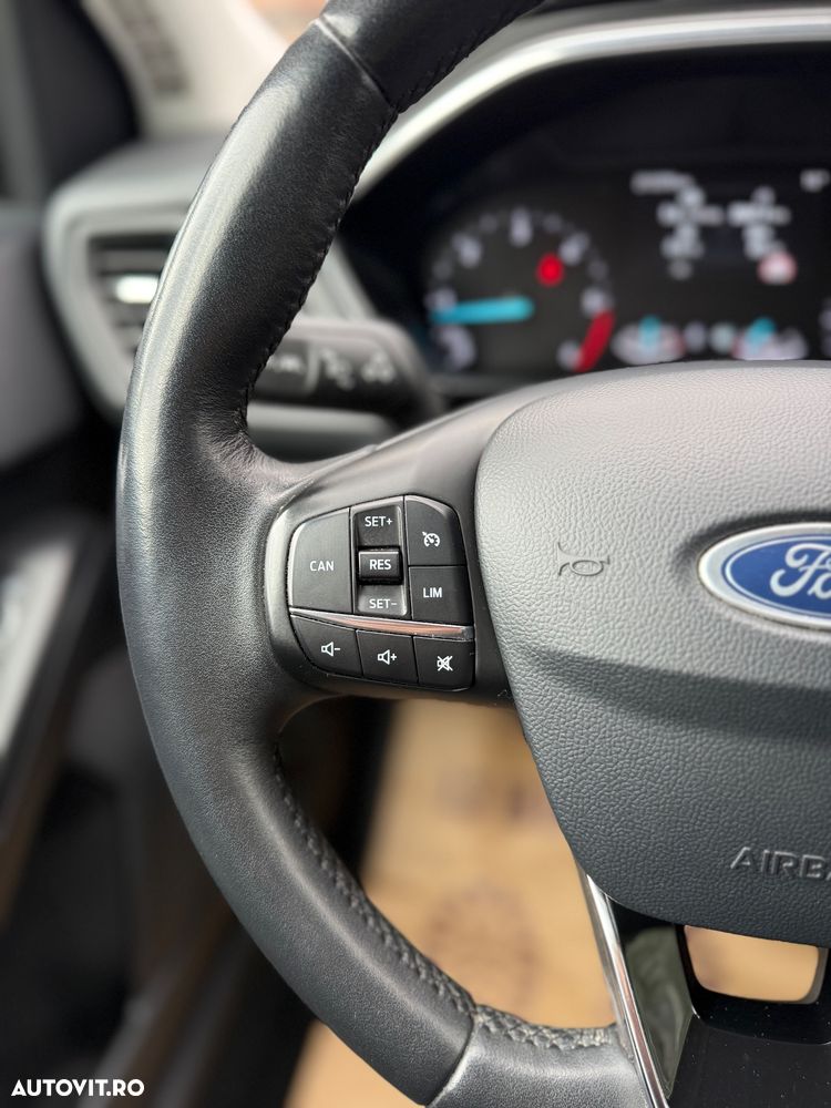 Ford Focus 1.5 EcoBlue Start-Stopp-System TITANIUM STYLE - 33