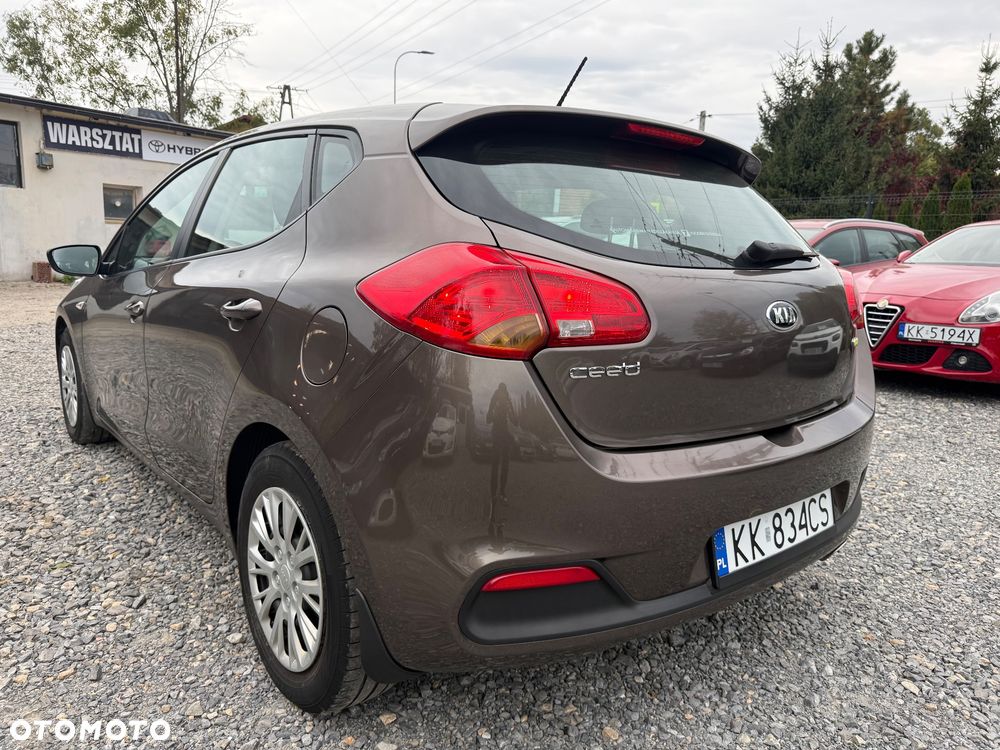 Kia Ceed 1.4 M - 6
