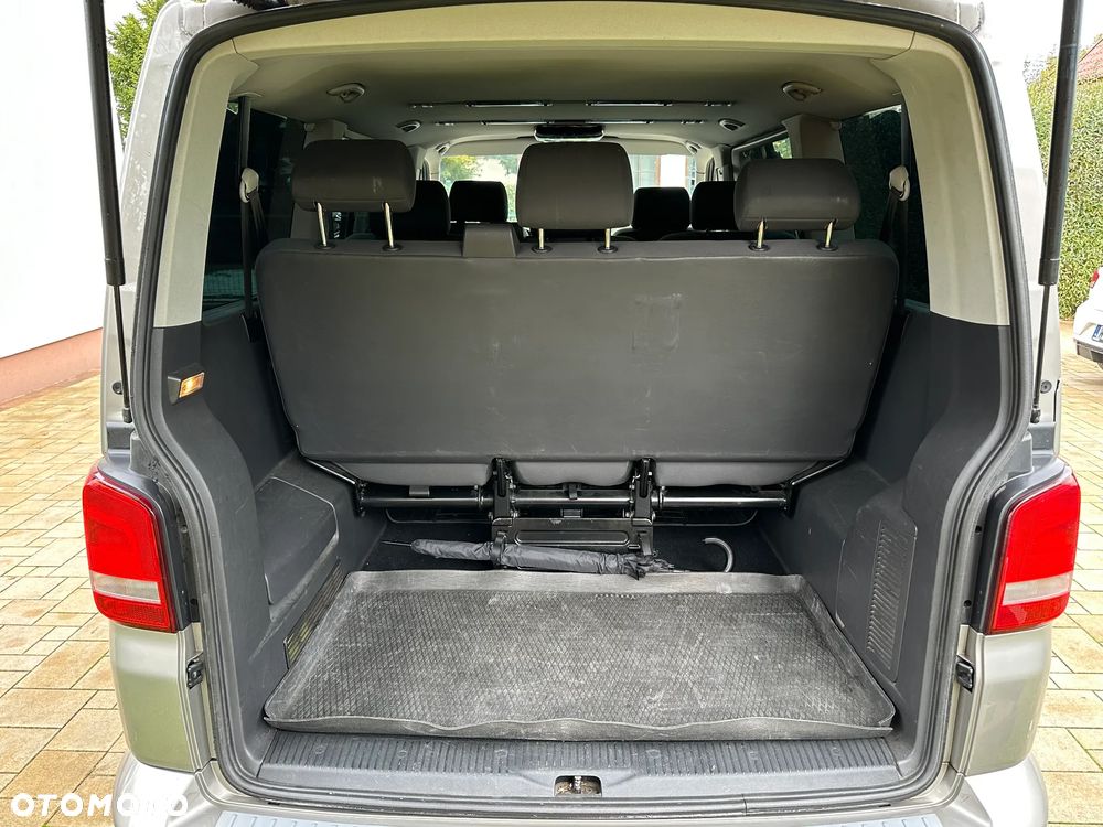 Volkswagen Caravelle - 5
