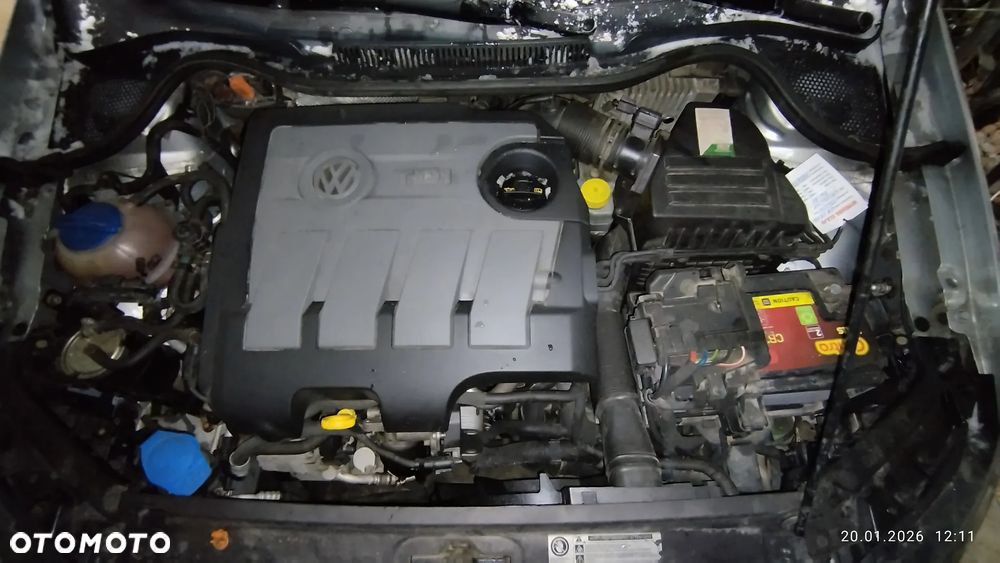 Volkswagen Polo - 11