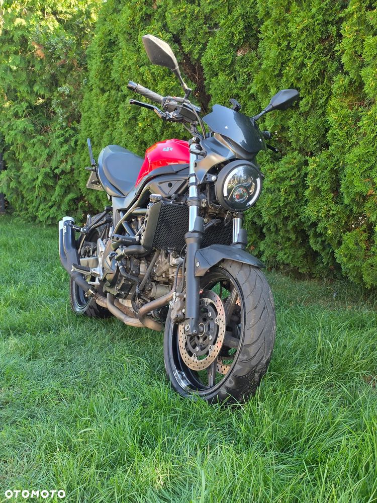 Suzuki SV - 1