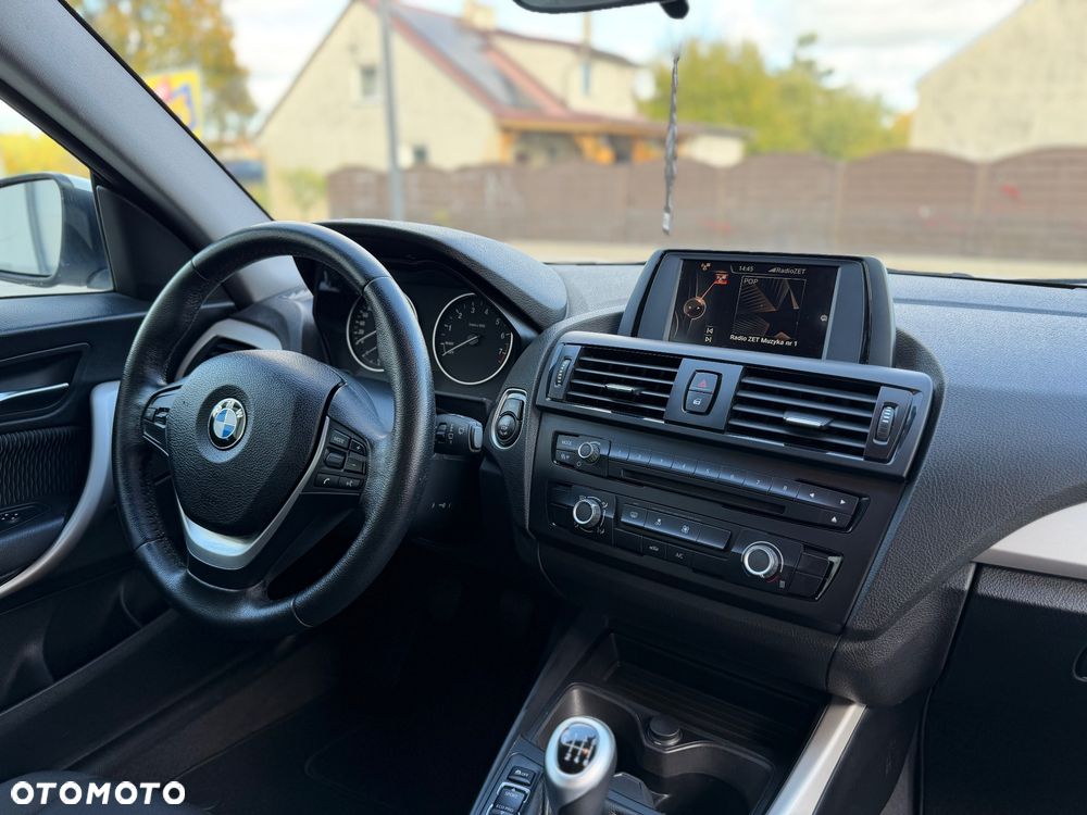 BMW Seria 1 - 33