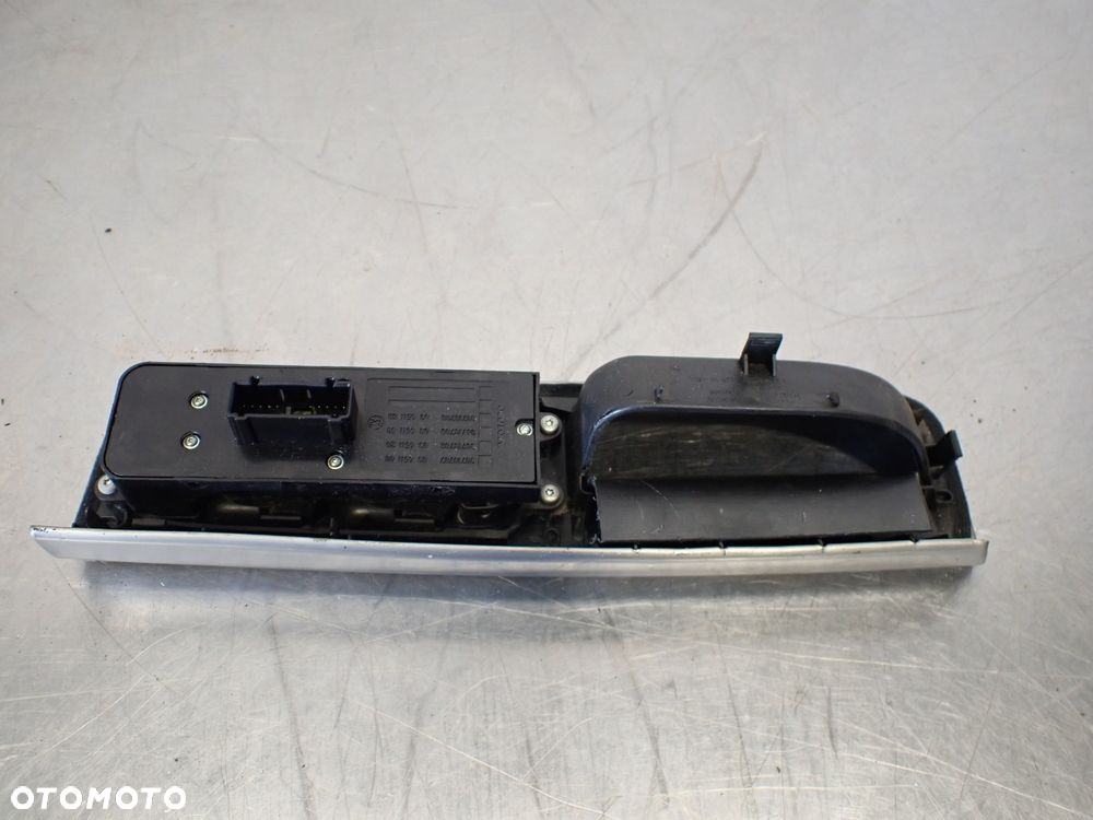 PANEL STEROWANIA SZYB VOLVO S40 II 2.0 8663817   30710787 - 2