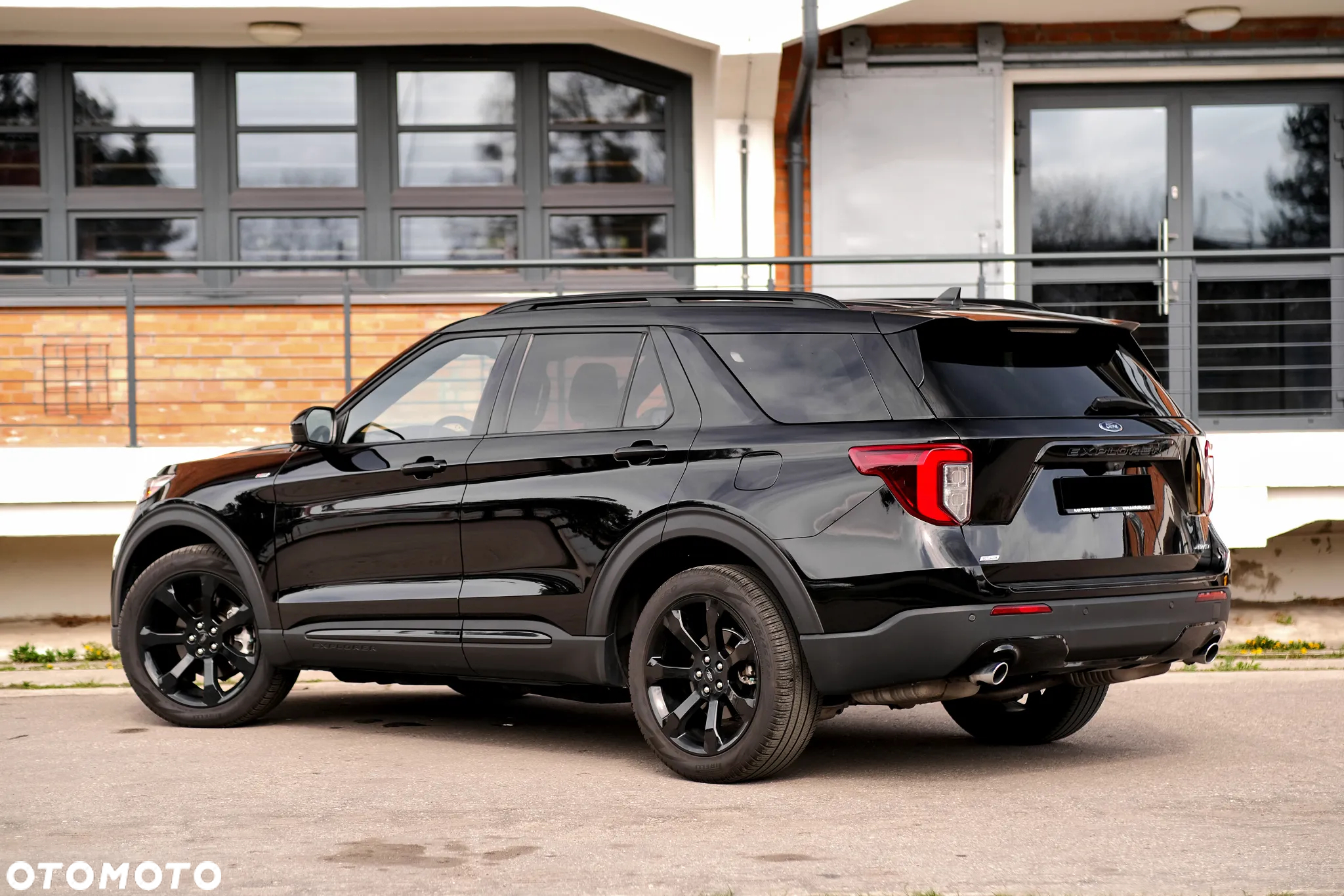 Ford Explorer - 8