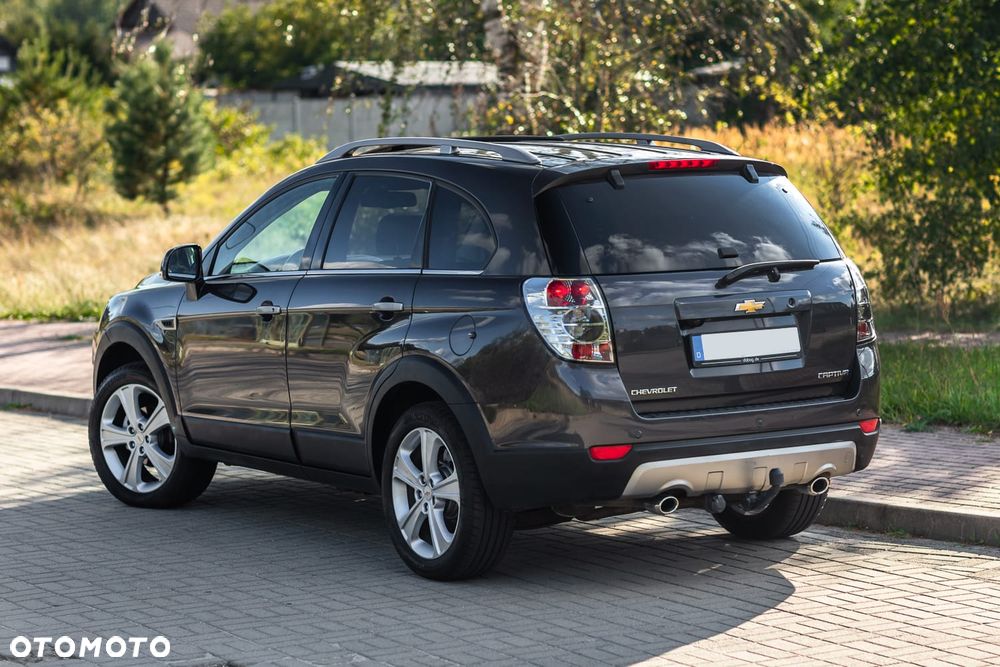 Chevrolet Captiva 2.2 d LTZ - 13