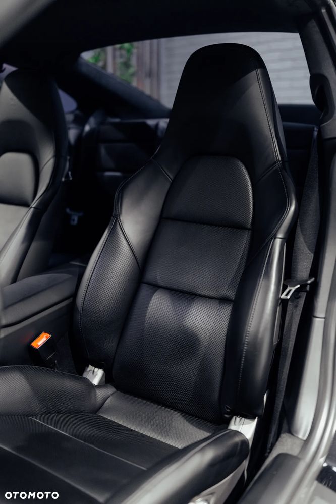 Porsche 911 Carrera 4S PDK - 5