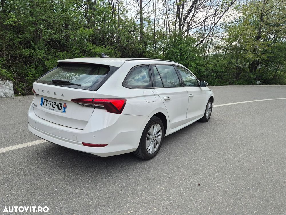 Skoda Octavia 2.0 TDI DSG Exclusive Plus - 6