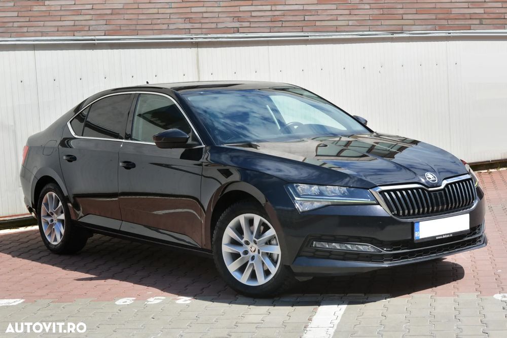 Skoda Superb 2.0 TDI DSG Ambition - 2