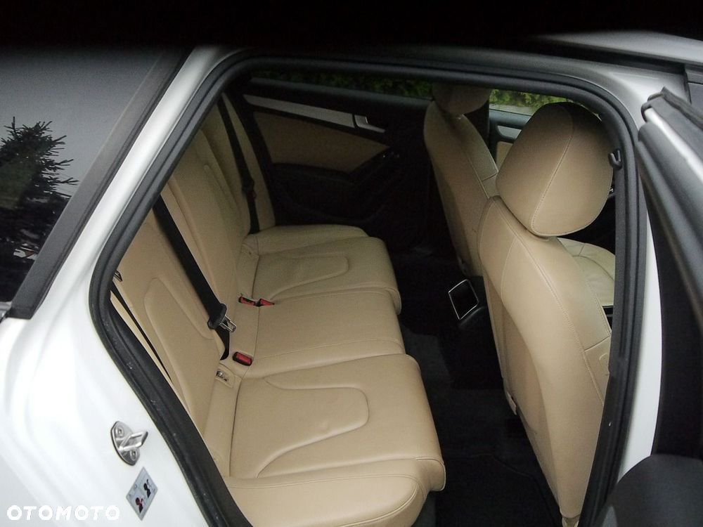 Audi A4 Avant - 26