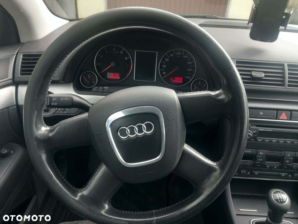 Audi A4 Avant 1.8 T - 8